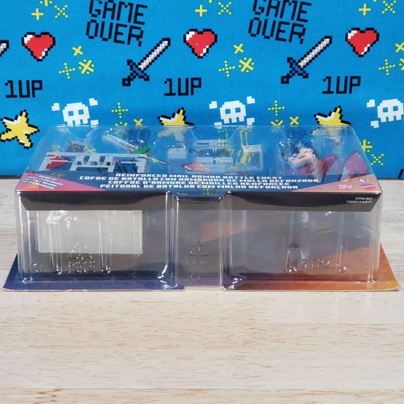 Minecraft Dungeons HEX Action Figure Set with Reinforced Mail Armor Battle Chest - Picture 4 of 7